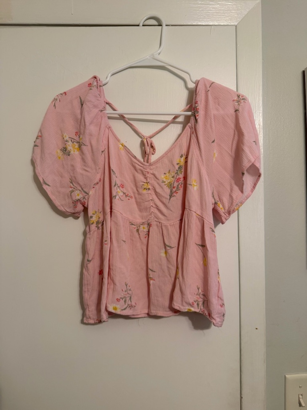 Pink Floral Puff-Sleeve Peplum Top